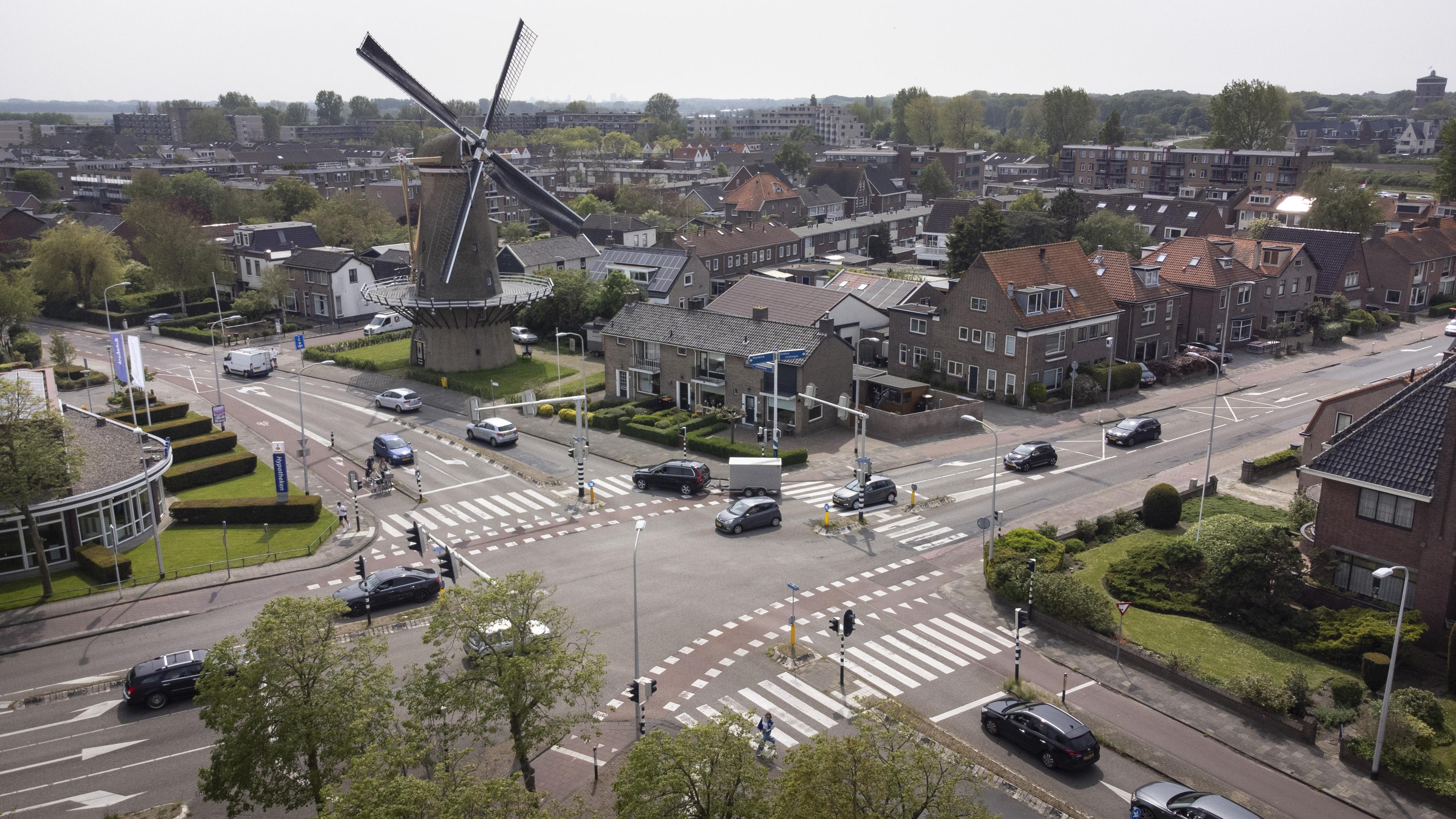 Herinrichting Katwijkse Molentuinweg begint in 2026 en moet verlichting brengen voor omwonenden