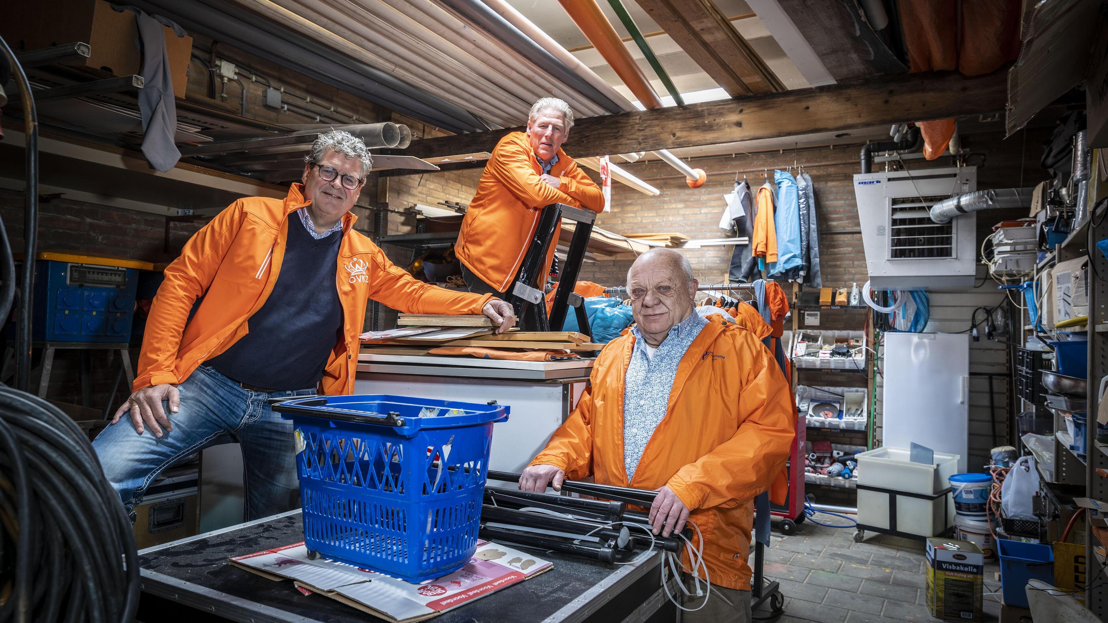Oranjevereniging Katwijk aan Zee voelt zich niet gehoord door gemeente in zoektocht naar groter pand