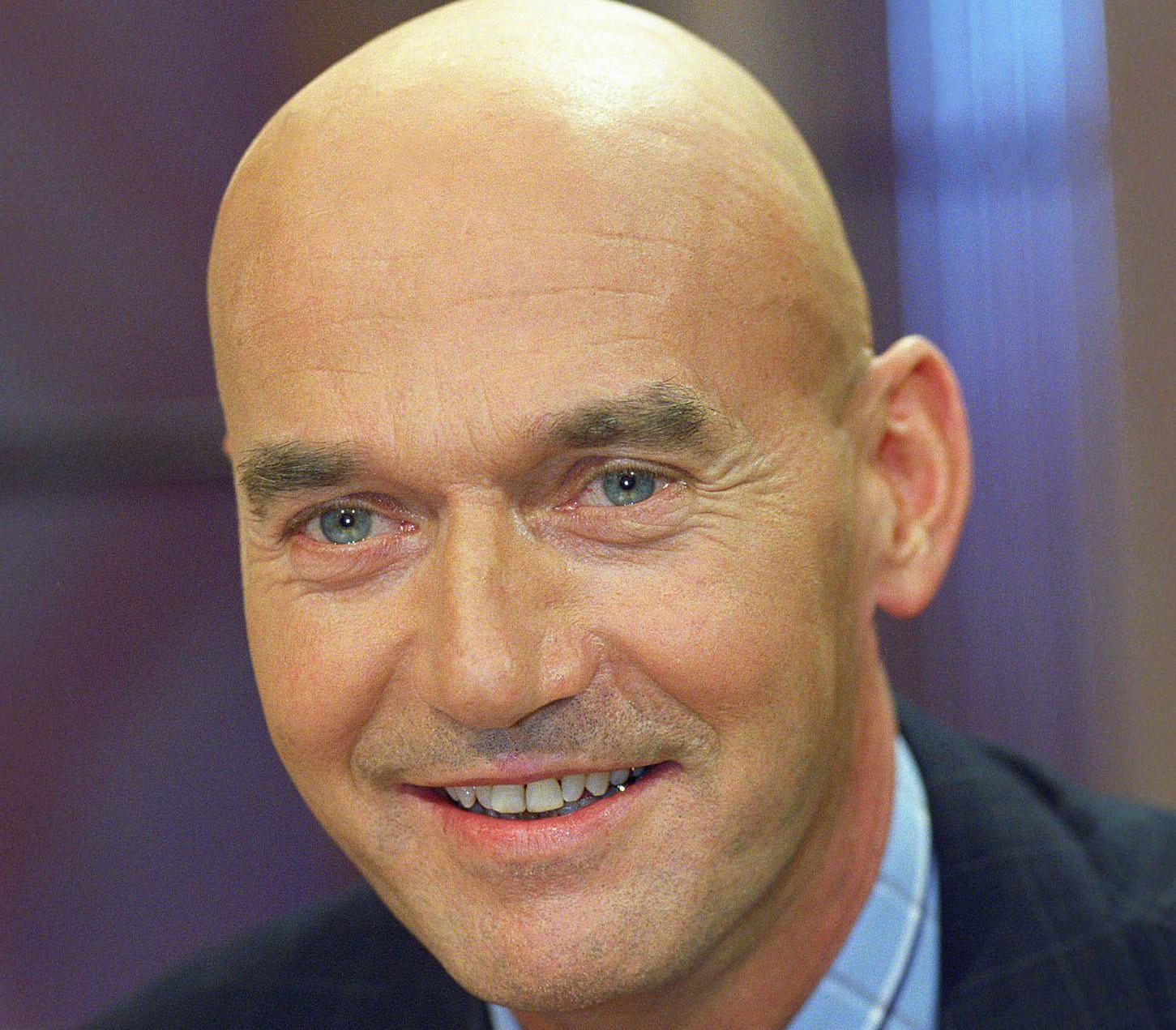 Pim Fortuyn komt tot leven dankzij AI. Vermoorde politicus spreekt zijn eigen boeken in