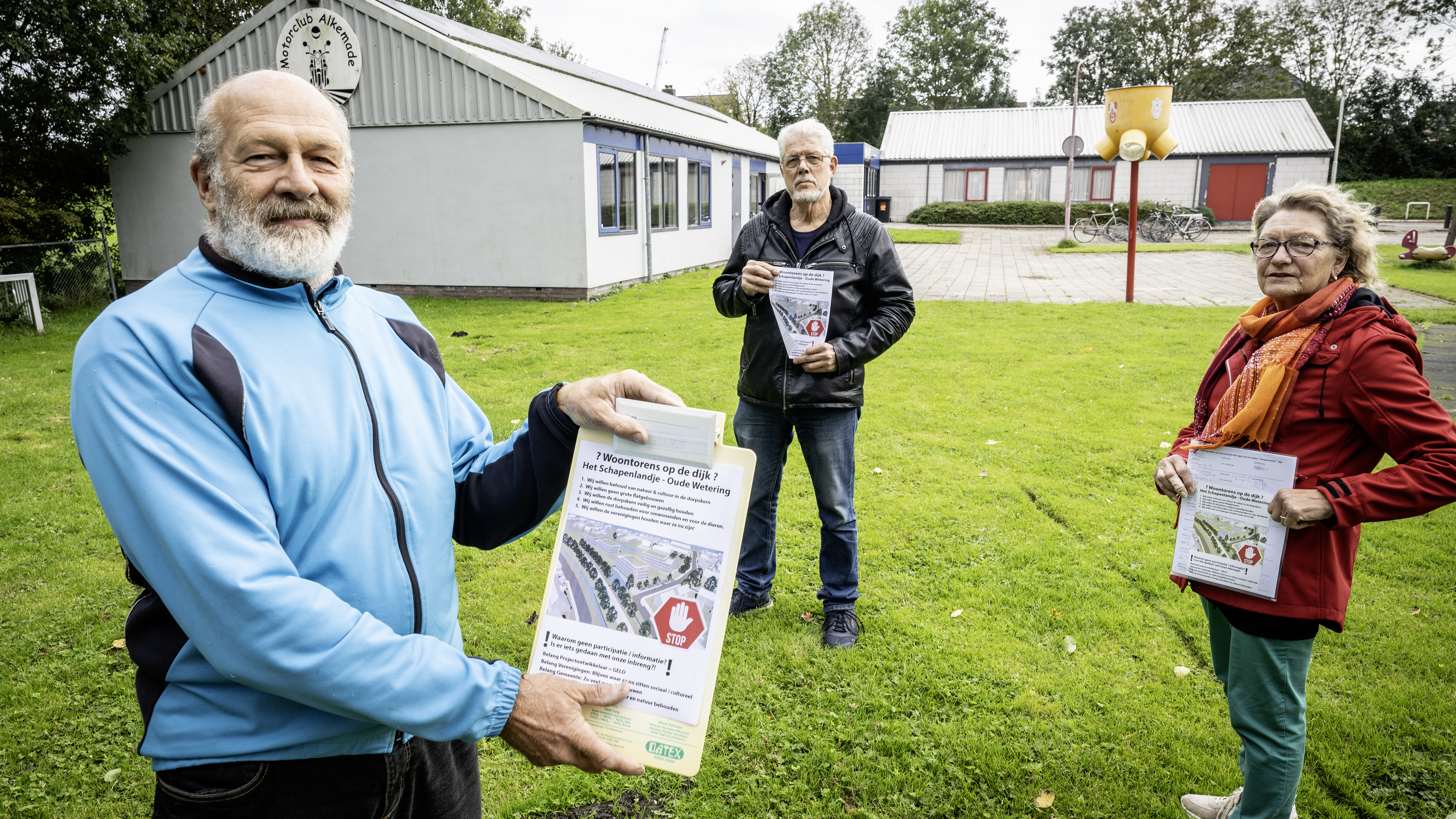 Verzet tegen bebouwing Schapenland Oude Wetering verhardt: handtekeningenactie, flyers en oproep maa