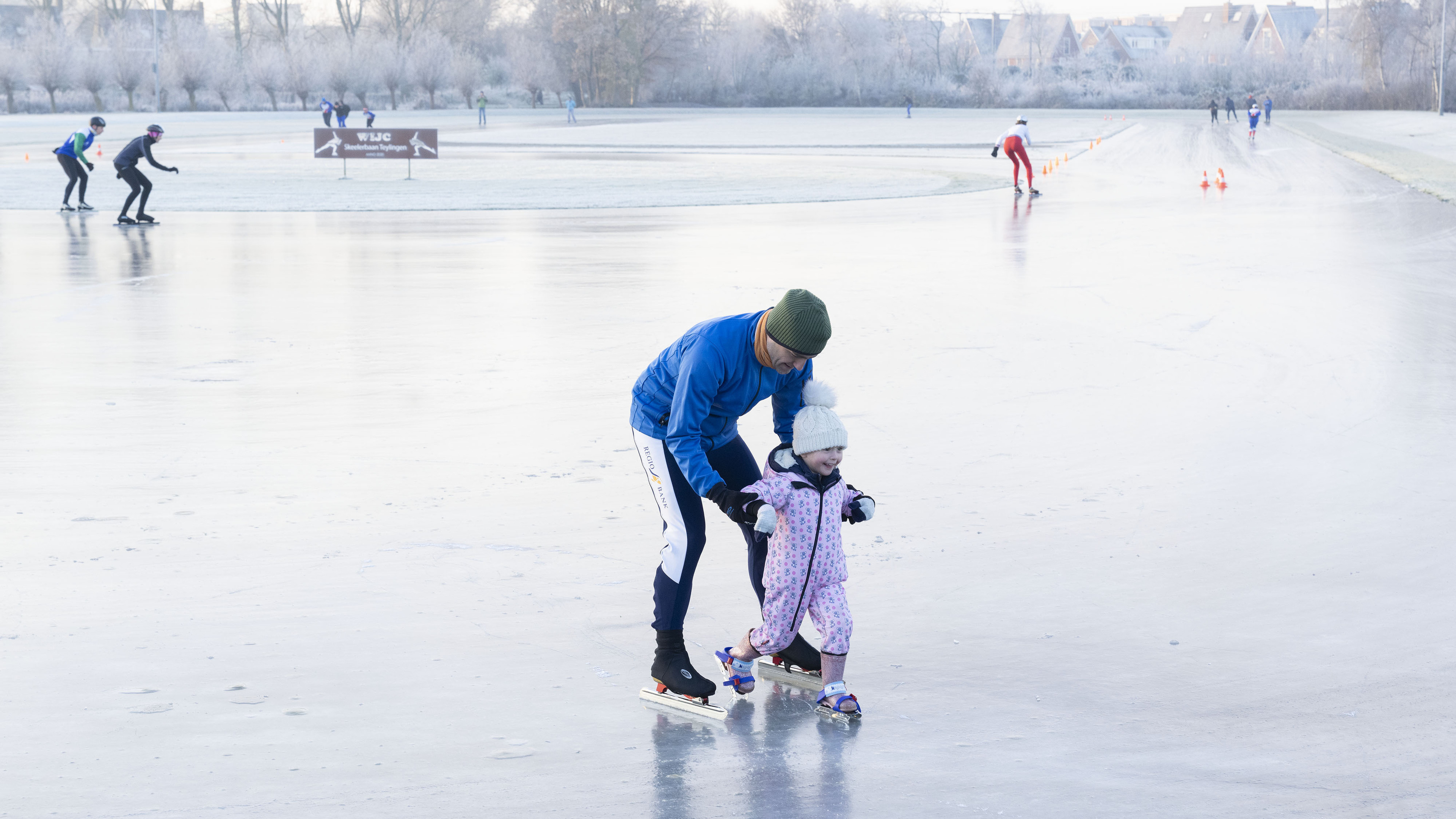 Warmondse IJsclub hoopte op een mooie schaatsdag. ’We waren er klaar voor, maar het bleef te bewolkt