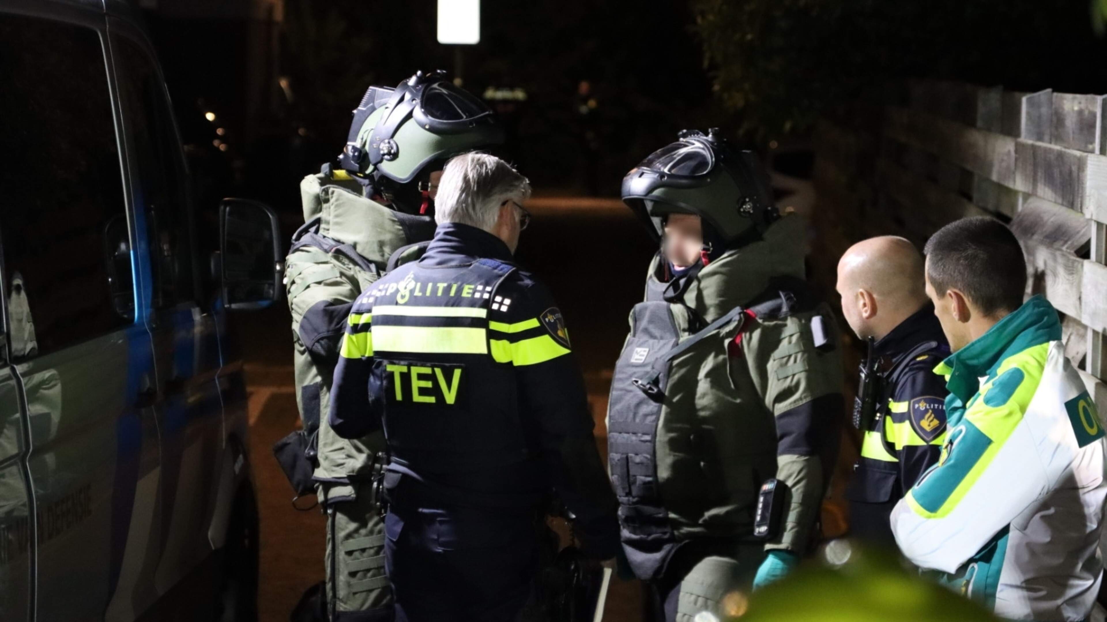 Explosief aangetroffen in woning Voorhout na traceren gestolen telefoon, twee aanhoudingen [update]
