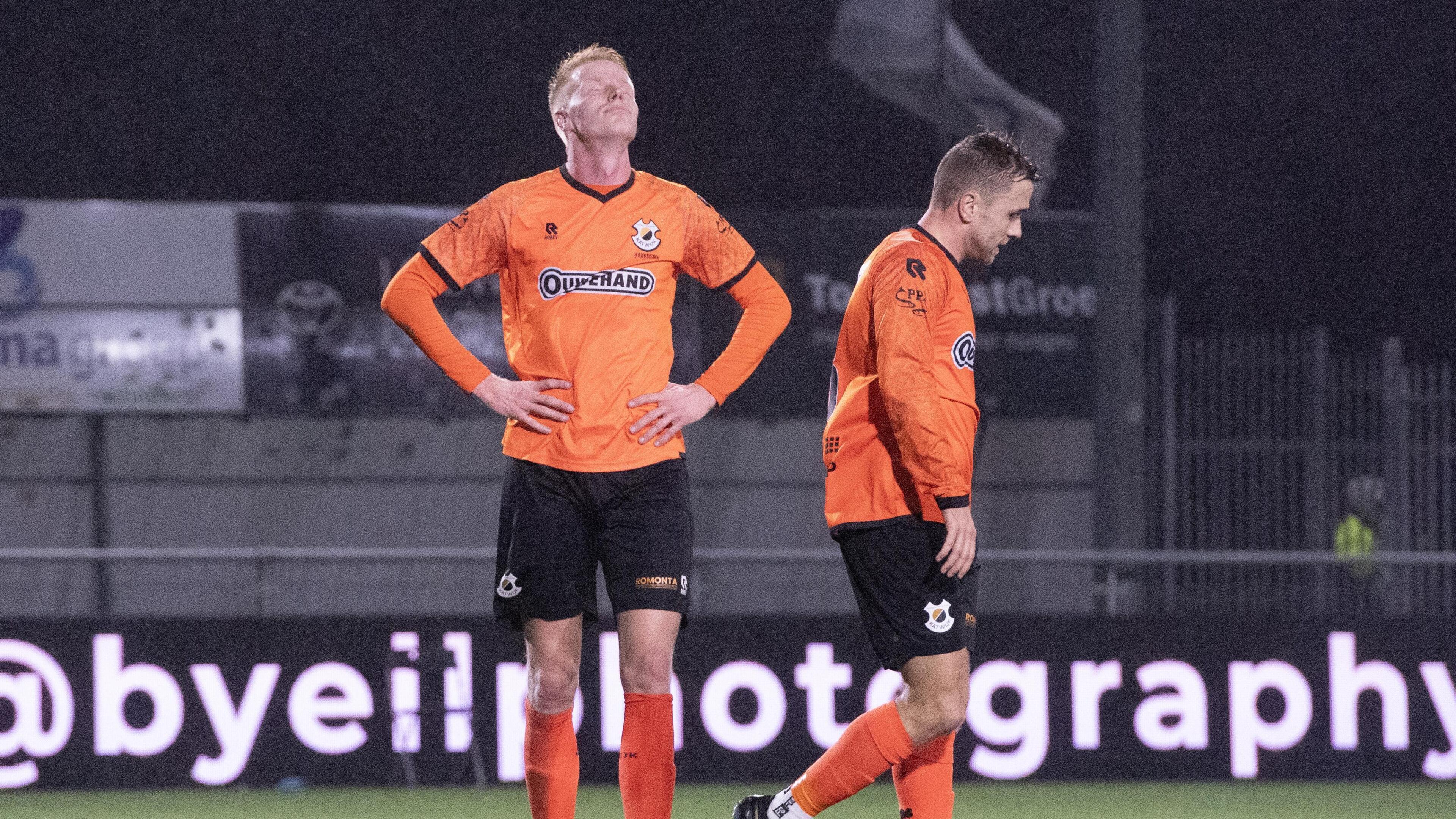 Katwijk-spits Sietse Brandsma heeft een moeilijke terugreis naar huis na nederlaag tegen oude club: 