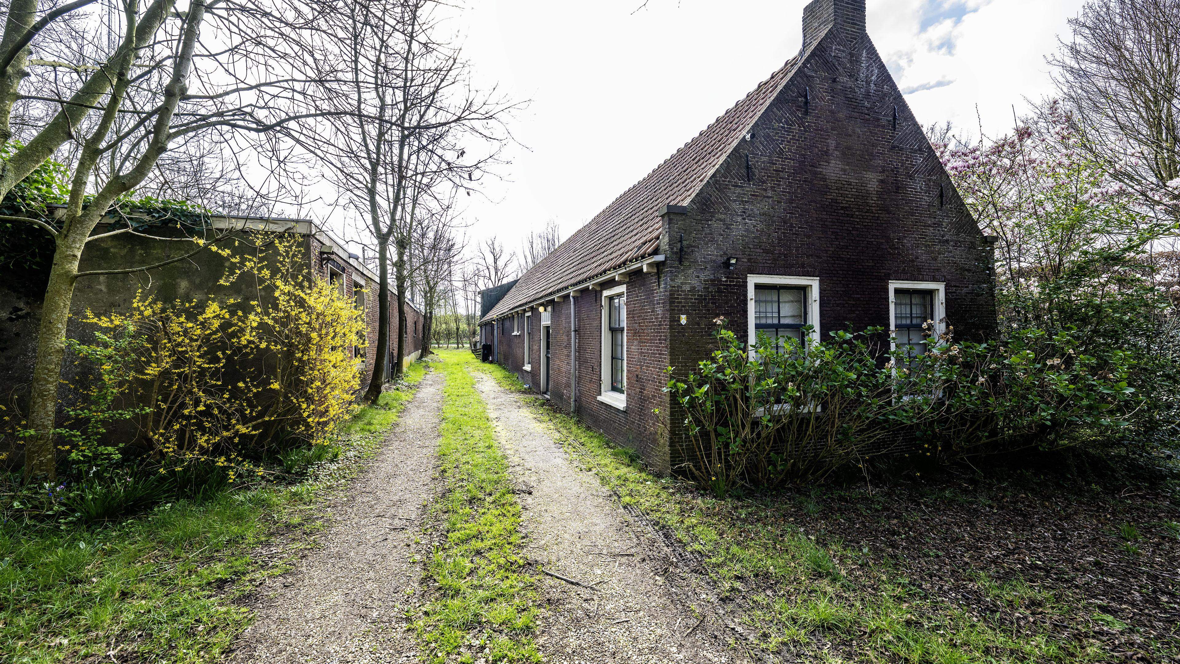 Stormloop verwacht op vervallen boerderijtje Sterkenburg in Leiderdorp. ’Vanwege woonbestemming’
