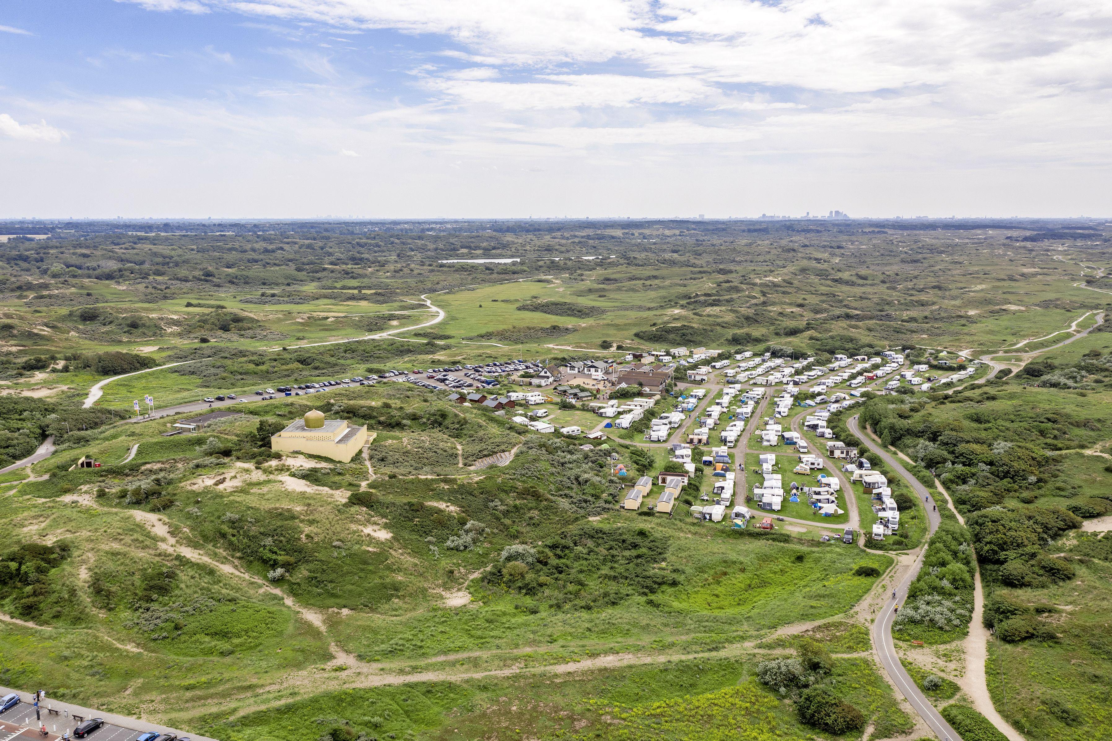 Inbraken op strandcamping Zuidduinen in Katwijk aan zee, tien tenten opengesneden