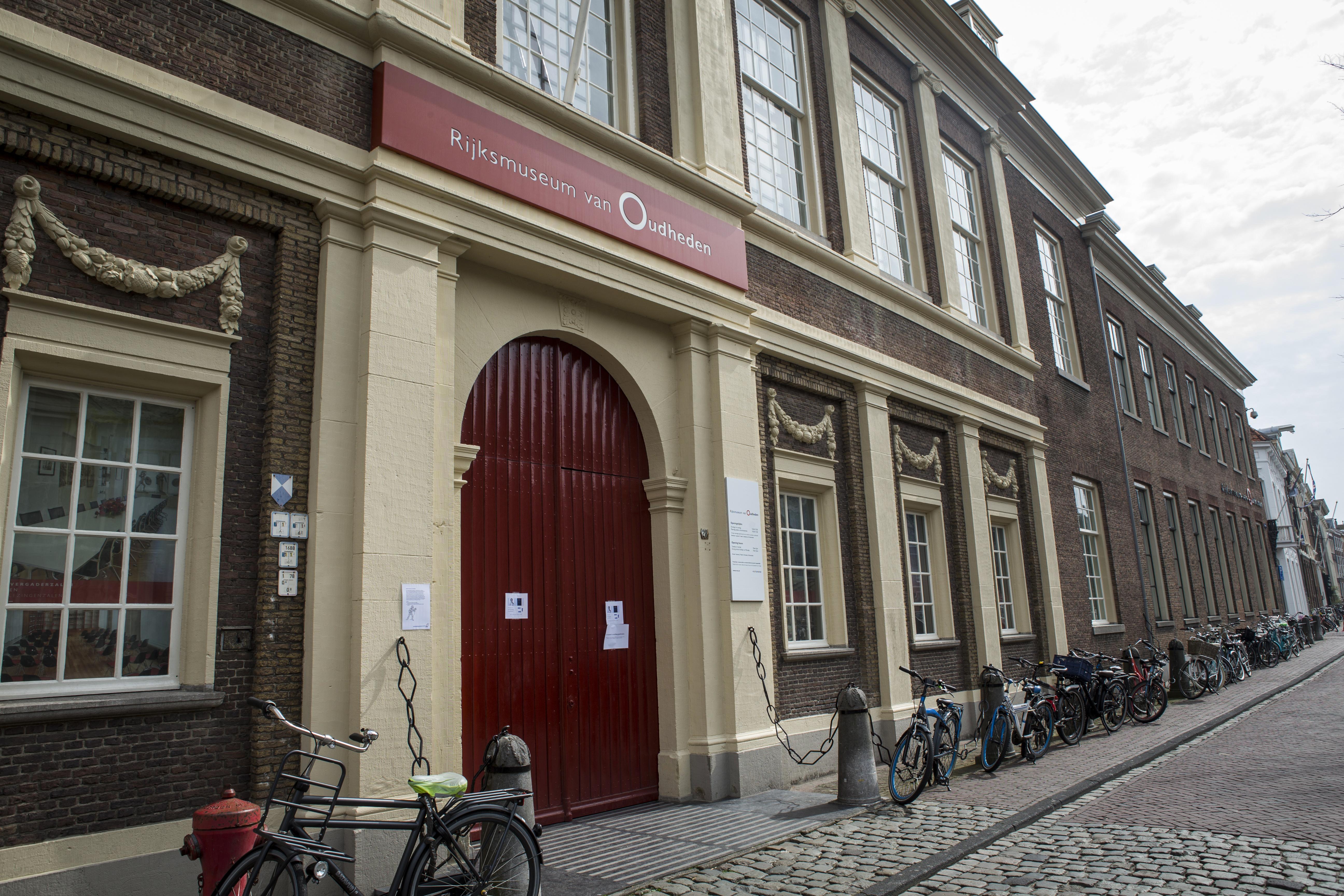 Expositie in Rijksmuseum van Oudheden toont opmerkelijke vondsten bij