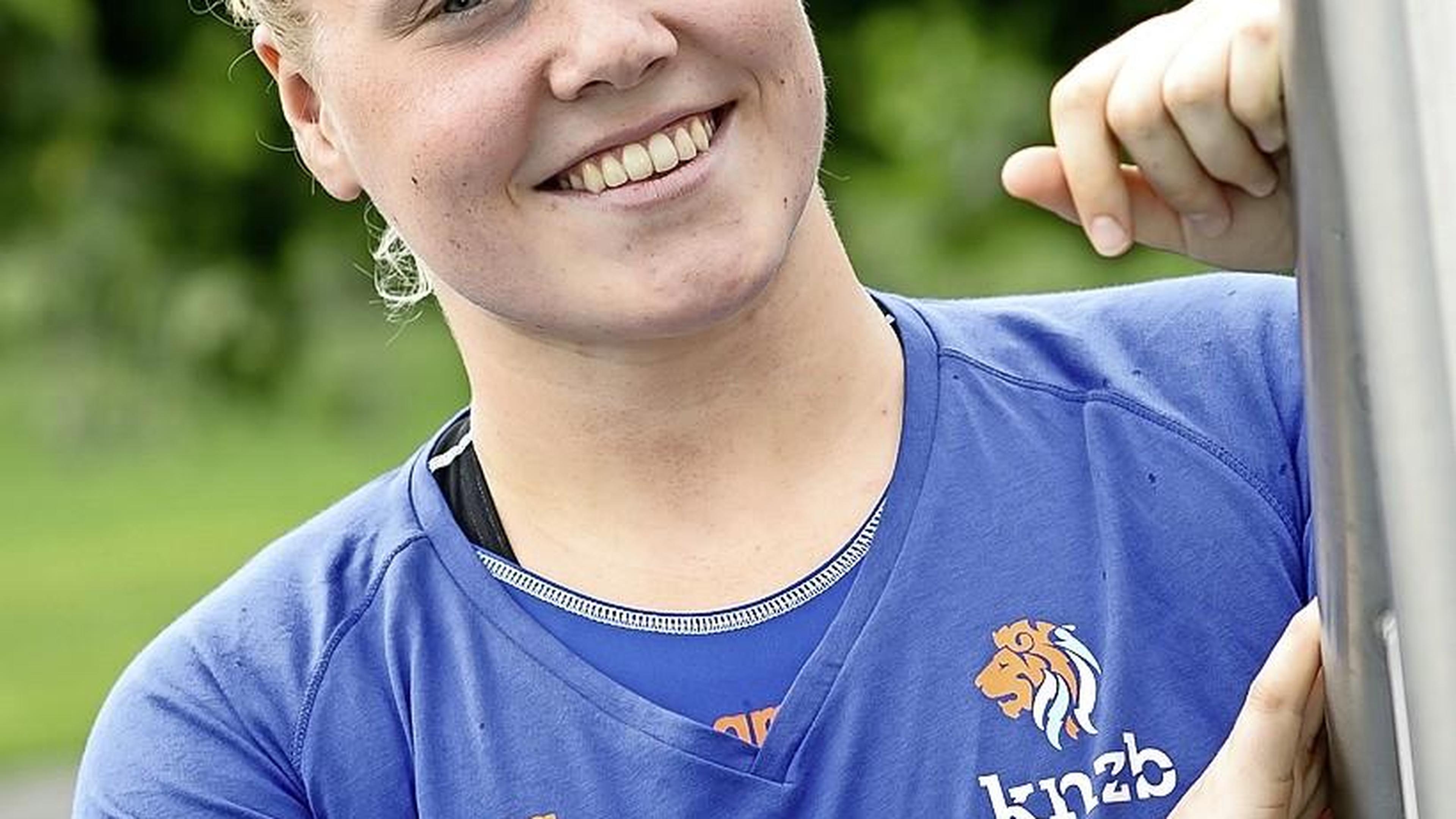 Kitty Joustra (ZVL) kiest voor studie en waterpolo in Verenigde Staten |  Leidsch Dagblad