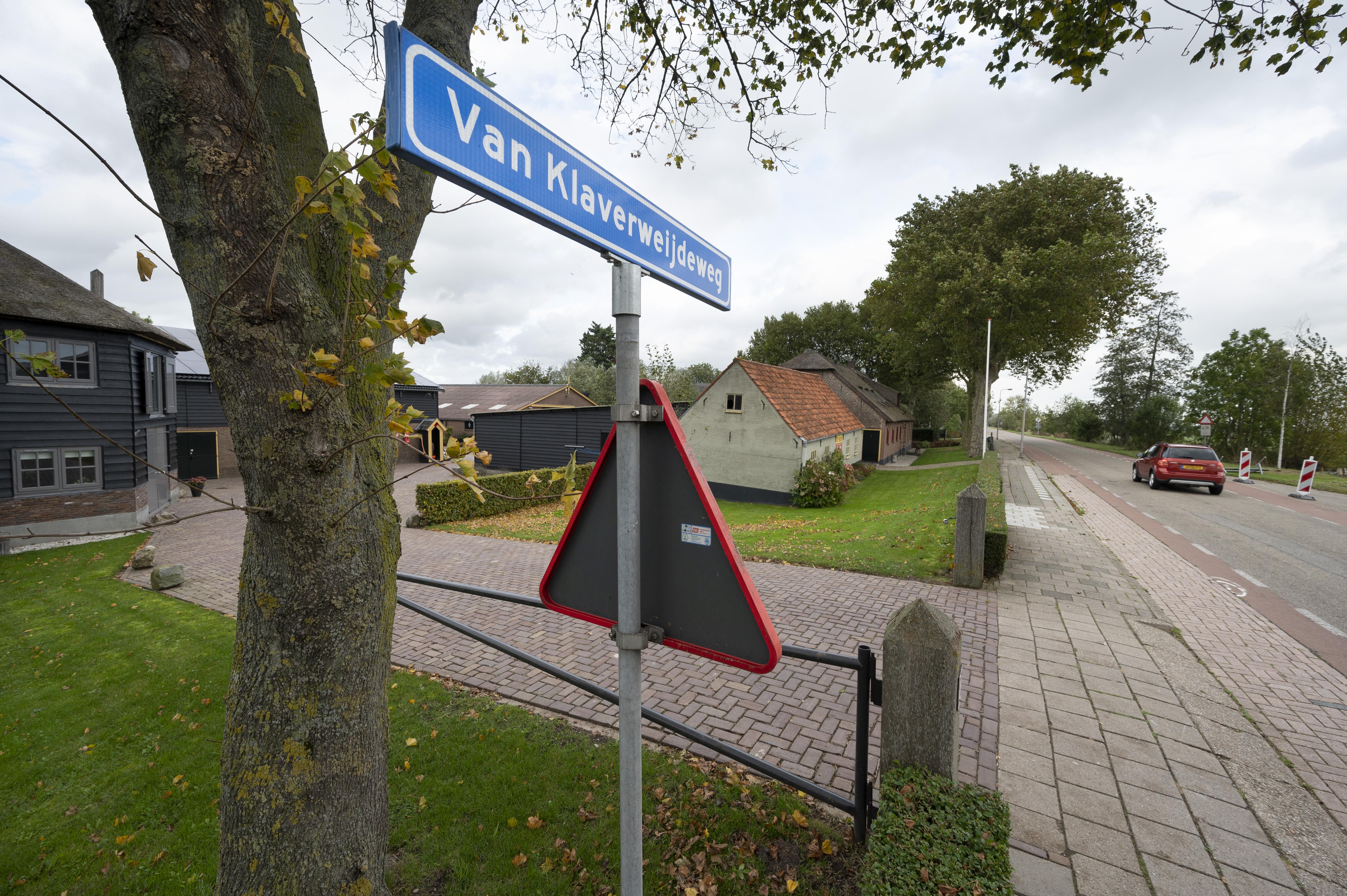 Ondanks de historische blunder wordt de Van Klaverweijdeweg in Hoogmade niet veranderd in de juiste 
