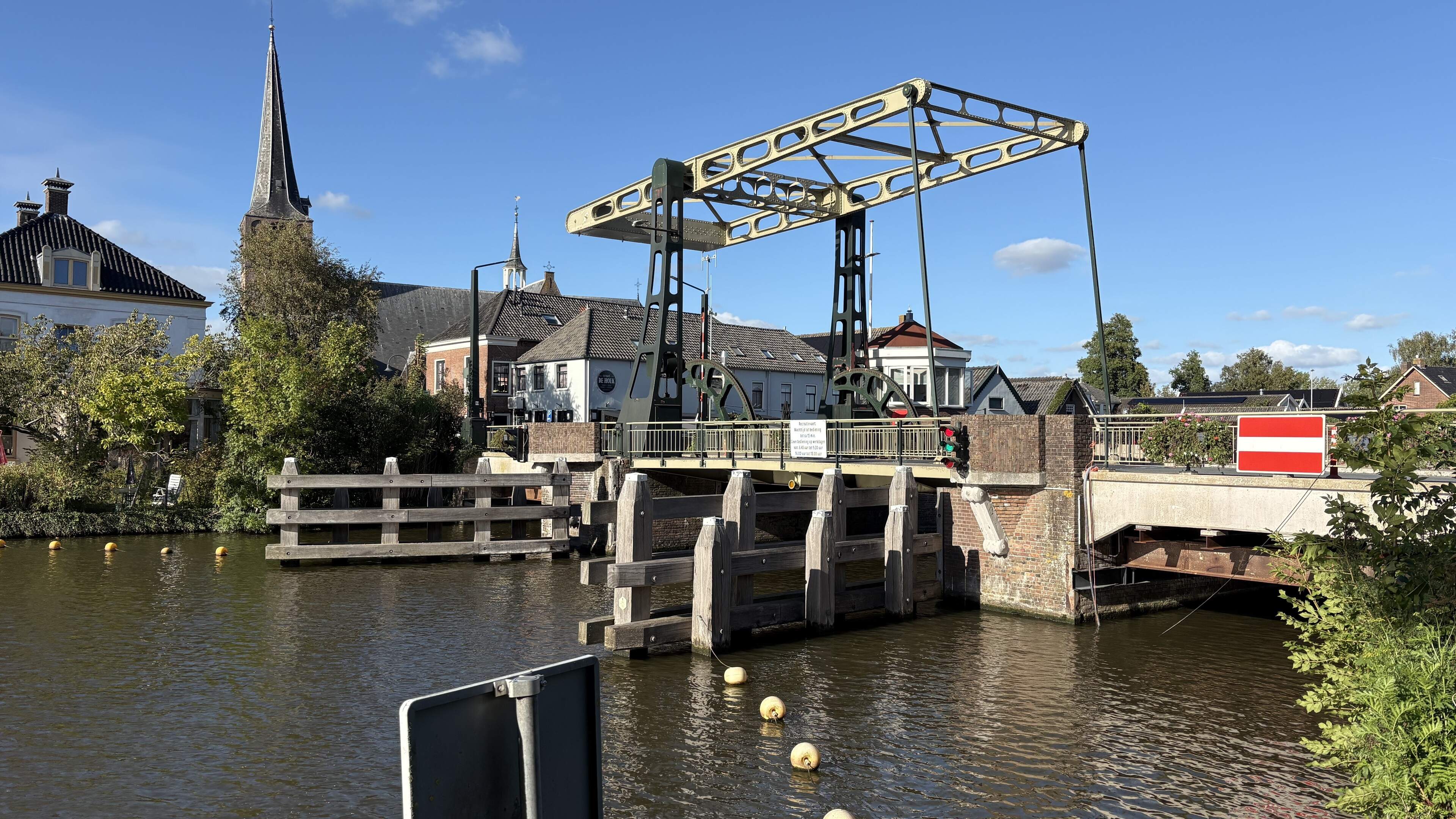 Werk aan de Koudekerkse brug 1,7 miljoen duurder, B en W wachten raadsbesluit niet af