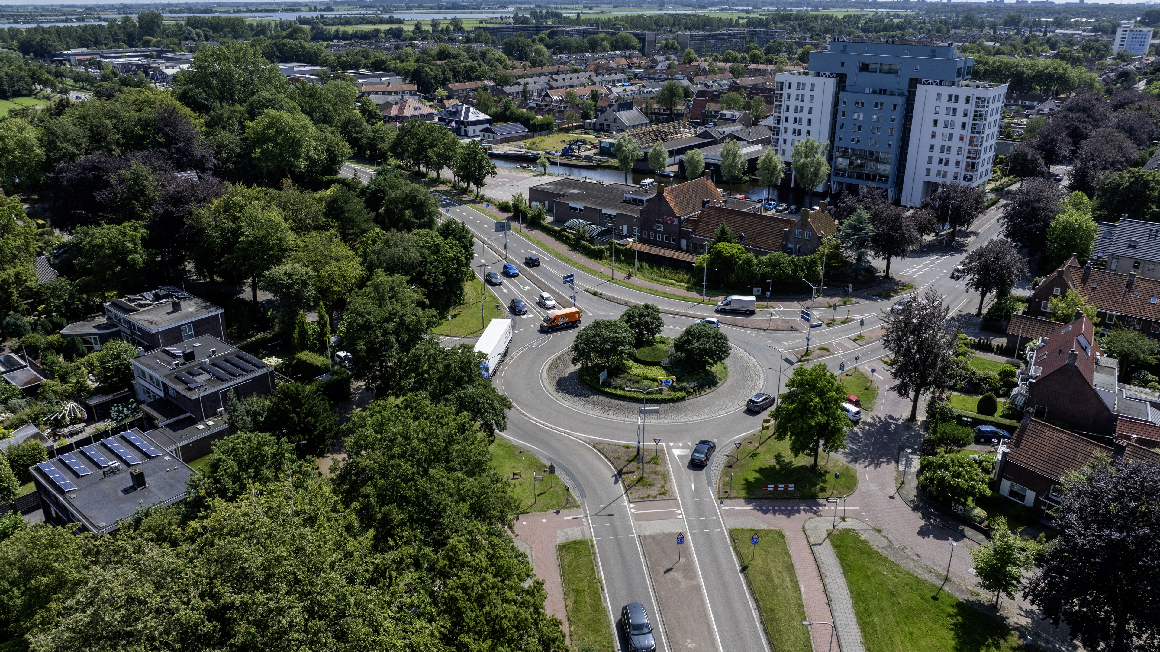 Proef geslaagd: verkeerslichten voor rotonde op provinciale weg in Sassenheim zijn een blijvertje