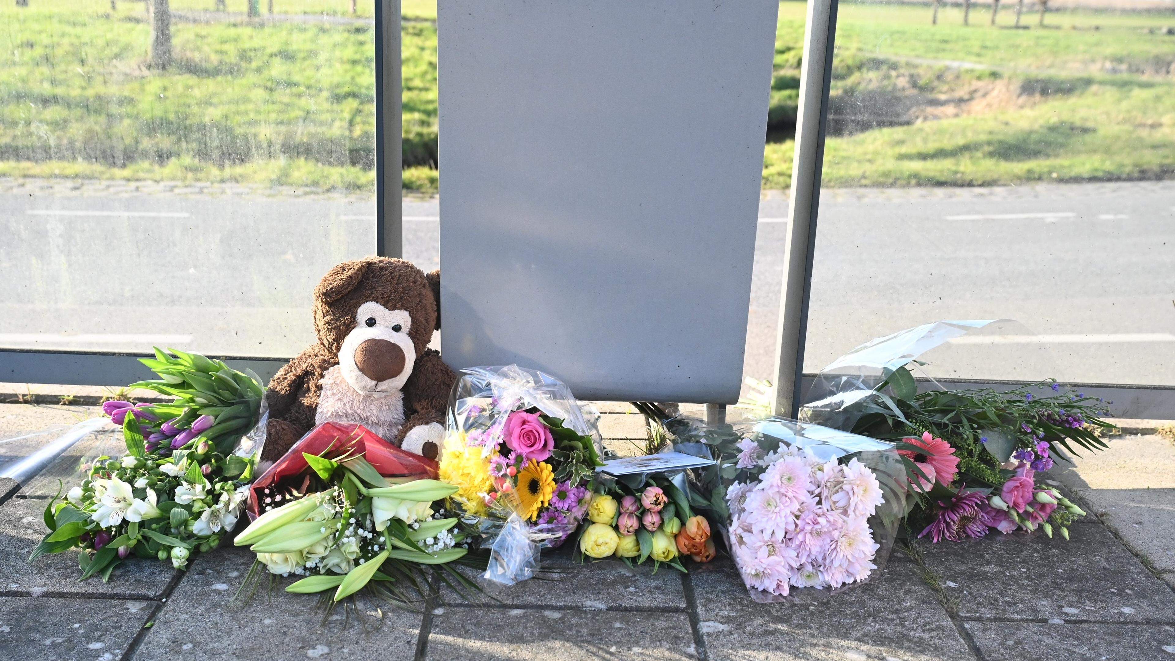 Diepe verslagenheid in Zoeterwoude na tragisch ongeluk waarbij de 13-jarige Raphael overleed; Voorsc